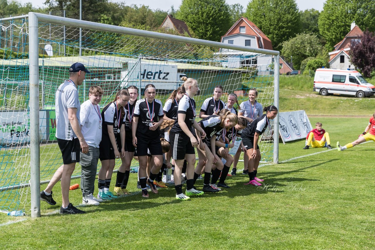 Bild 148 - wBJ SH-Pokalfinale  Holstein-Kiel - SV Viktoria : Ergebnis: 1:0